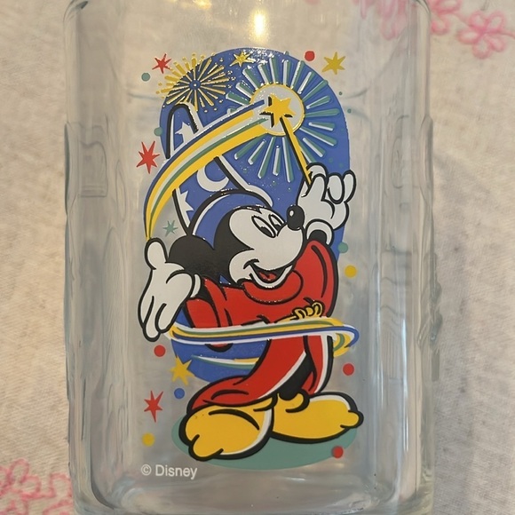 Vintage McDonald’s Walt Disney World Epcot collectible glass - Picture 2 of 6
